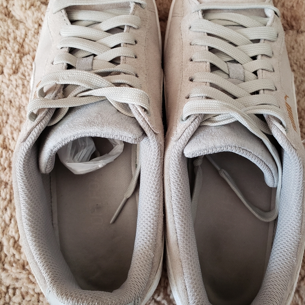 Suede Vickky sneakers, light gray. Women's 9.5 - Picture 2 of 7